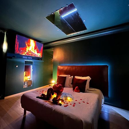 Mieuxqualhotel Jacuzzi Privatif Velvet Desire Bordeaux Eksteriør bilde